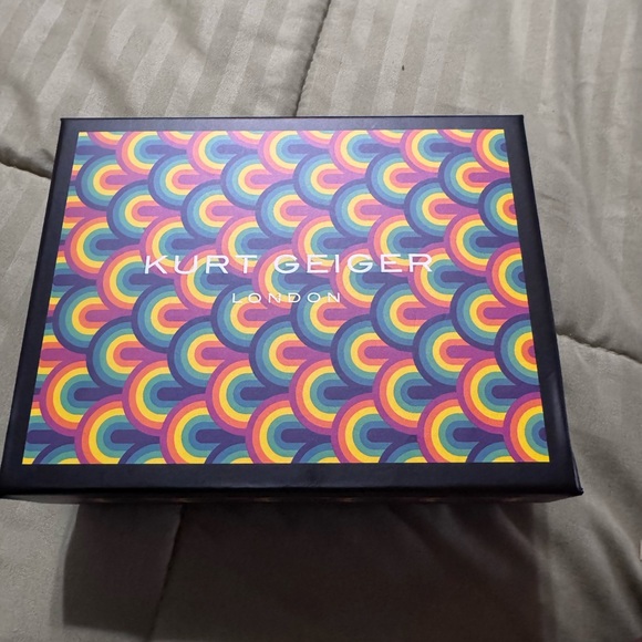 Kurt Geiger Brown Card Holder with Gold Embellishment - Picture 4 of 8